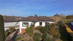 Hauptbild Wohnen am Ortsrand mit Weitblick! 10 Autominuten bis zur A3!